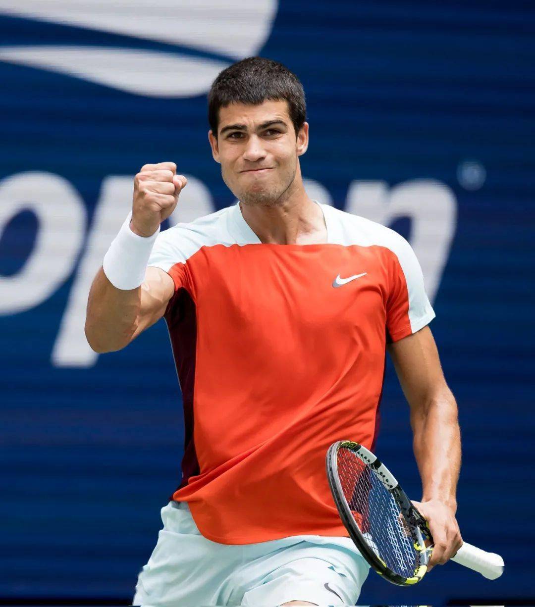 纳达尔连续十场比赛得分超过败北，DWG不断突破！的简单介绍